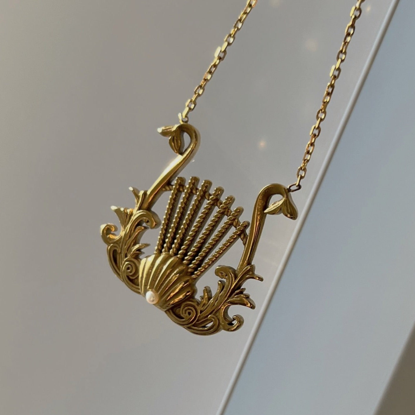 Lyre Necklace